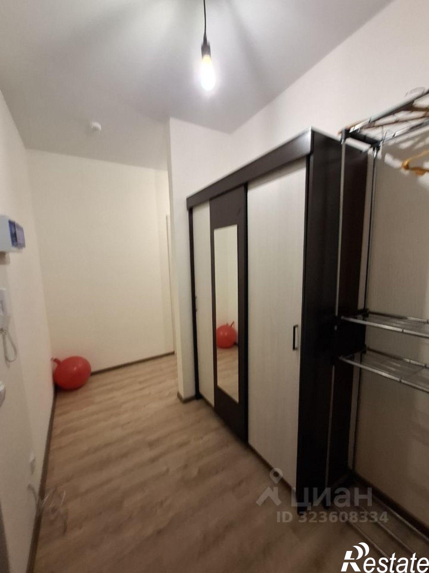 Сдать квартиру за 18 000 рублей на Калининград, улица Поленова, 2к1