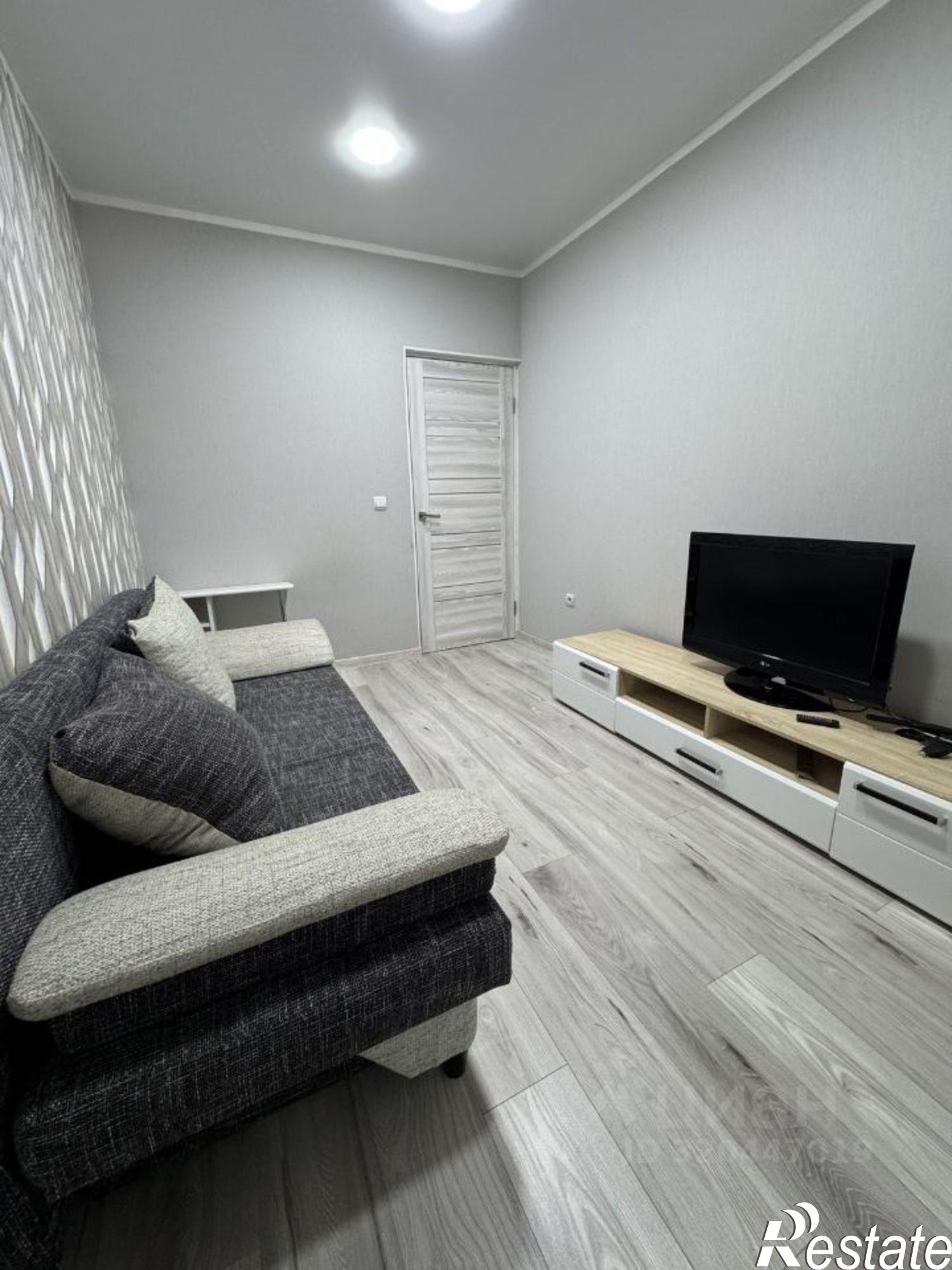 Купить квартиру за 3 050 000 рублей на ул Изумрудная, 8