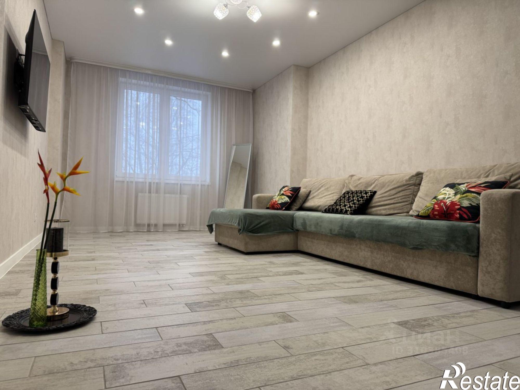 Сдать квартиру за 75 000 рублей на Калининград, Советский проспект, 236