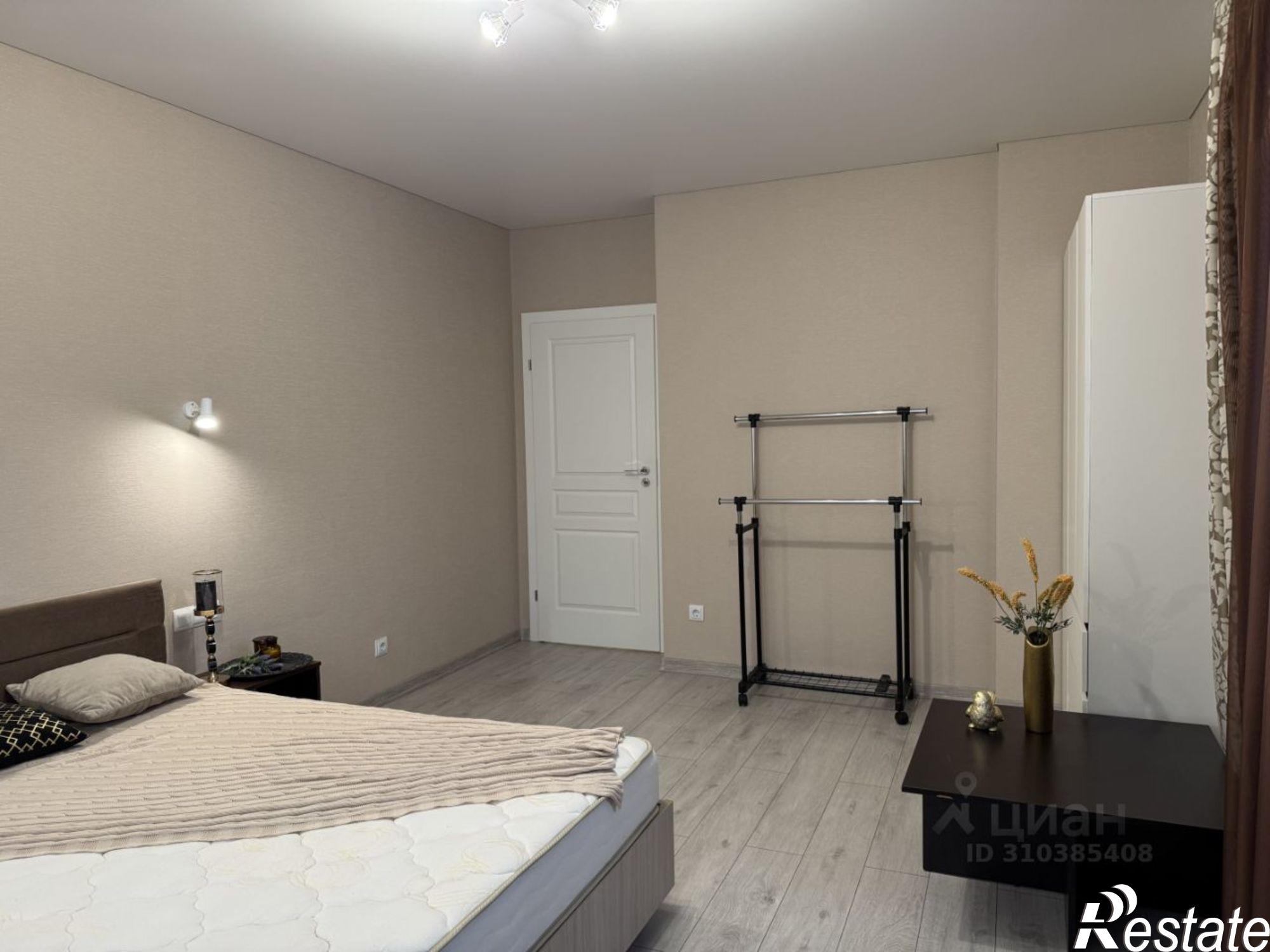 Сдать квартиру за 75 000 рублей на Калининград, Советский проспект, 236