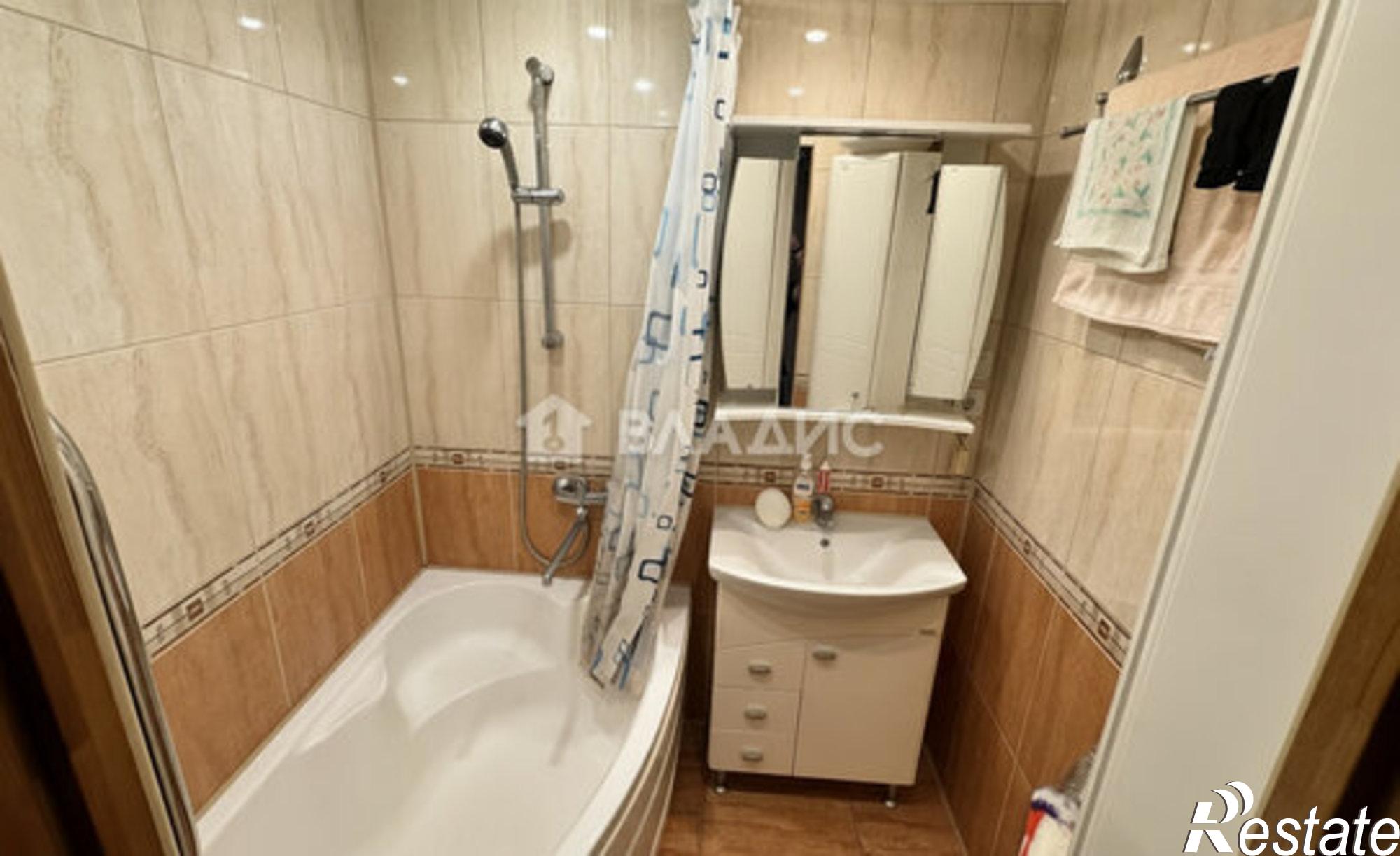 Купить квартиру за 6 300 000 рублей на Калининградская улица, 19