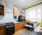 2-комн, 63кв м, этаж 8/10 Интернациональная улица, 60