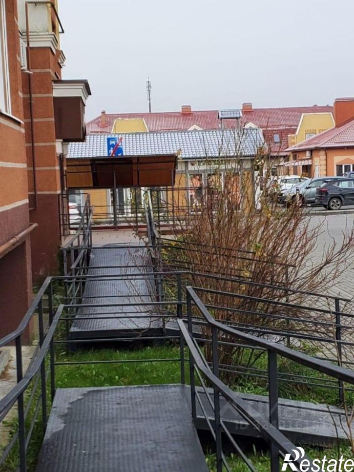 1-комн квартира Краковский б-р, 3,  д. 3