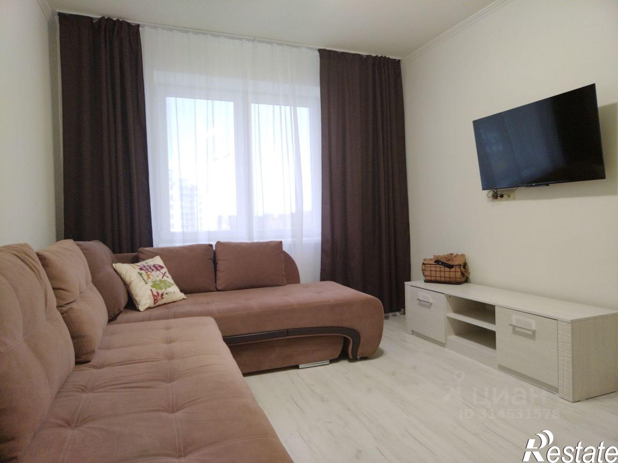 Сдать квартиру за 28 000 рублей на улица Александра Прохоренко, 3