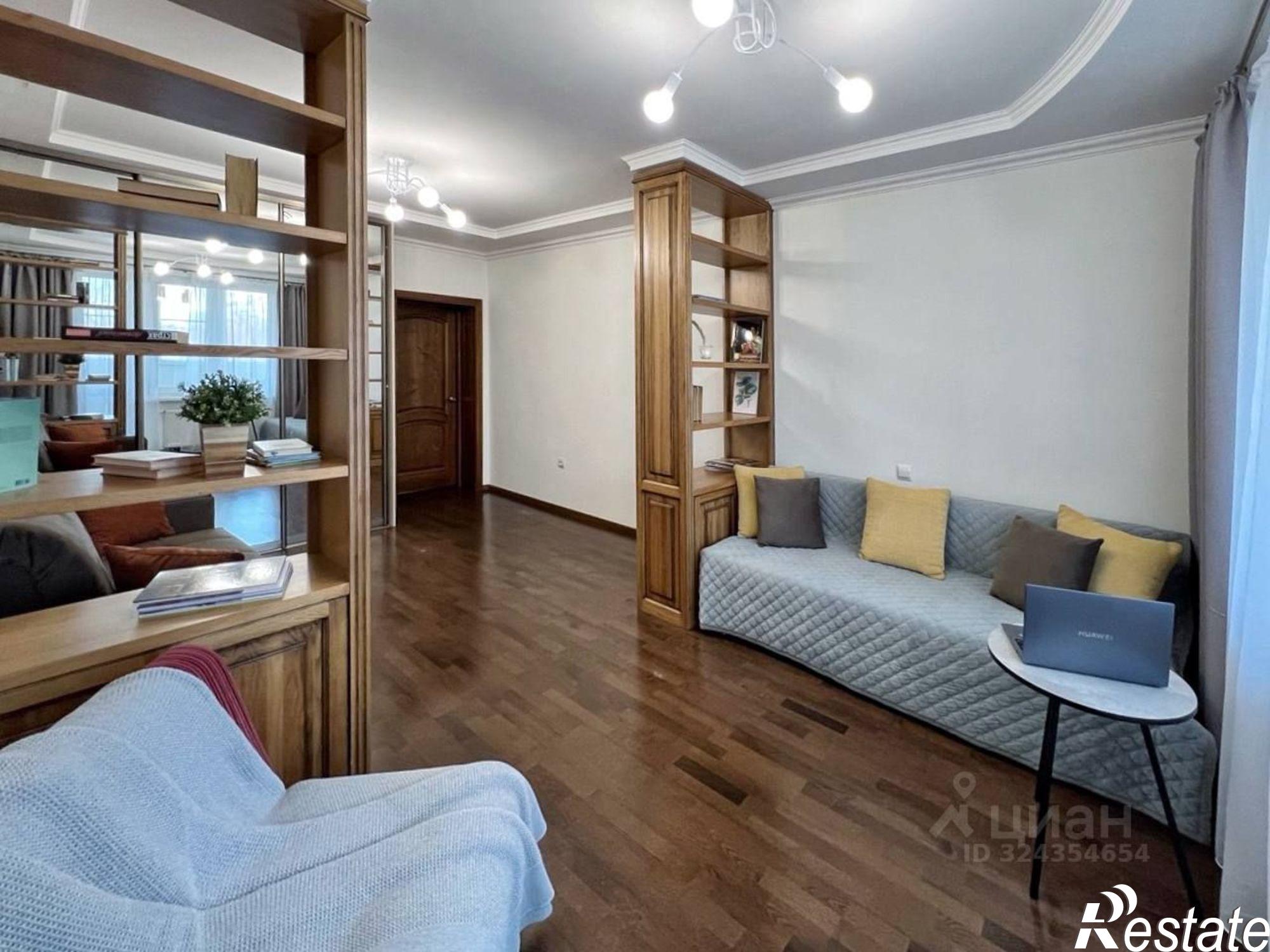 Сдать квартиру за 90 000 рублей на Калининград, Бассейная улица, 36