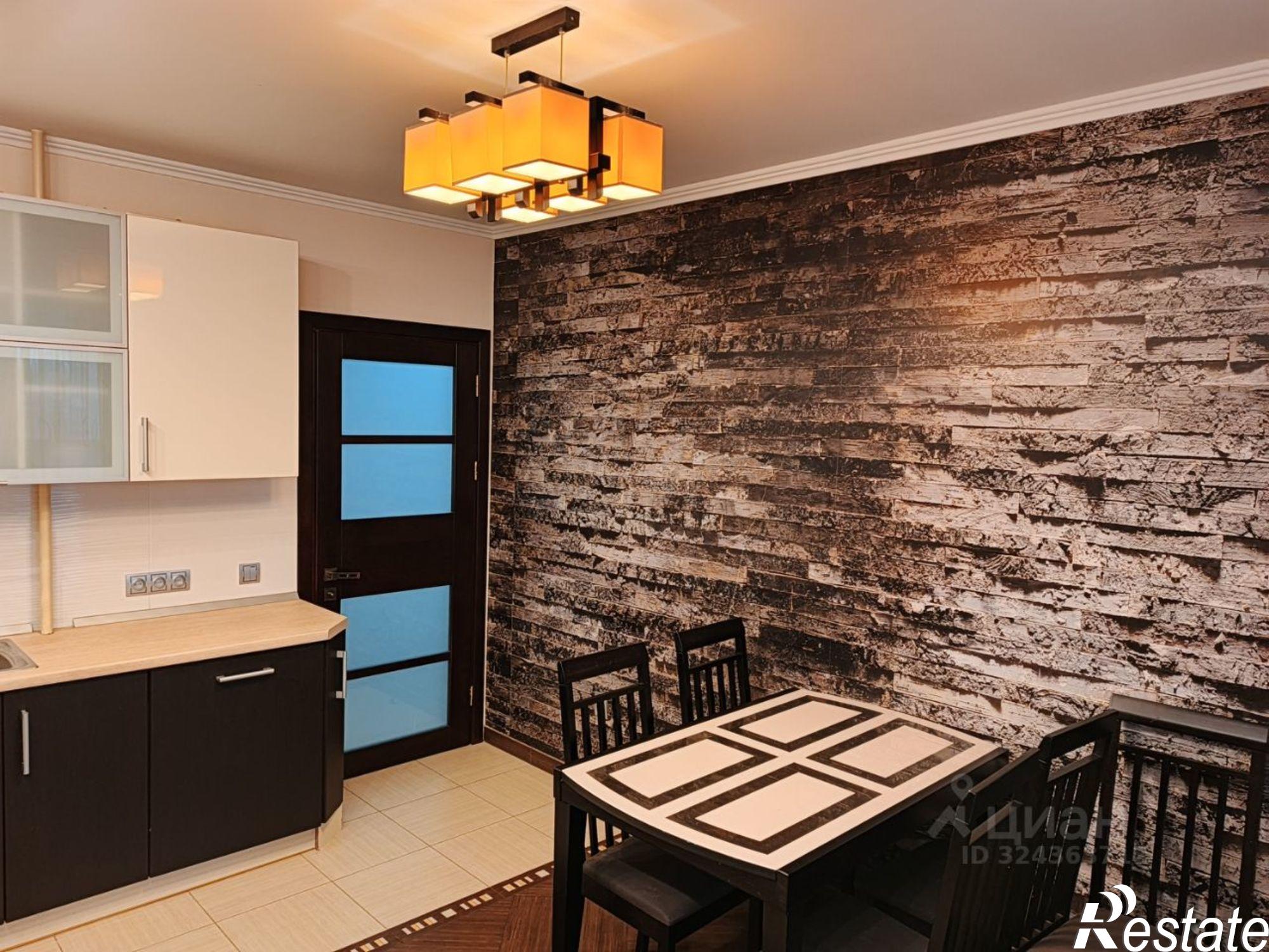 Сдать квартиру за 45 000 рублей на Калининград, улица Дзержинского, 96А