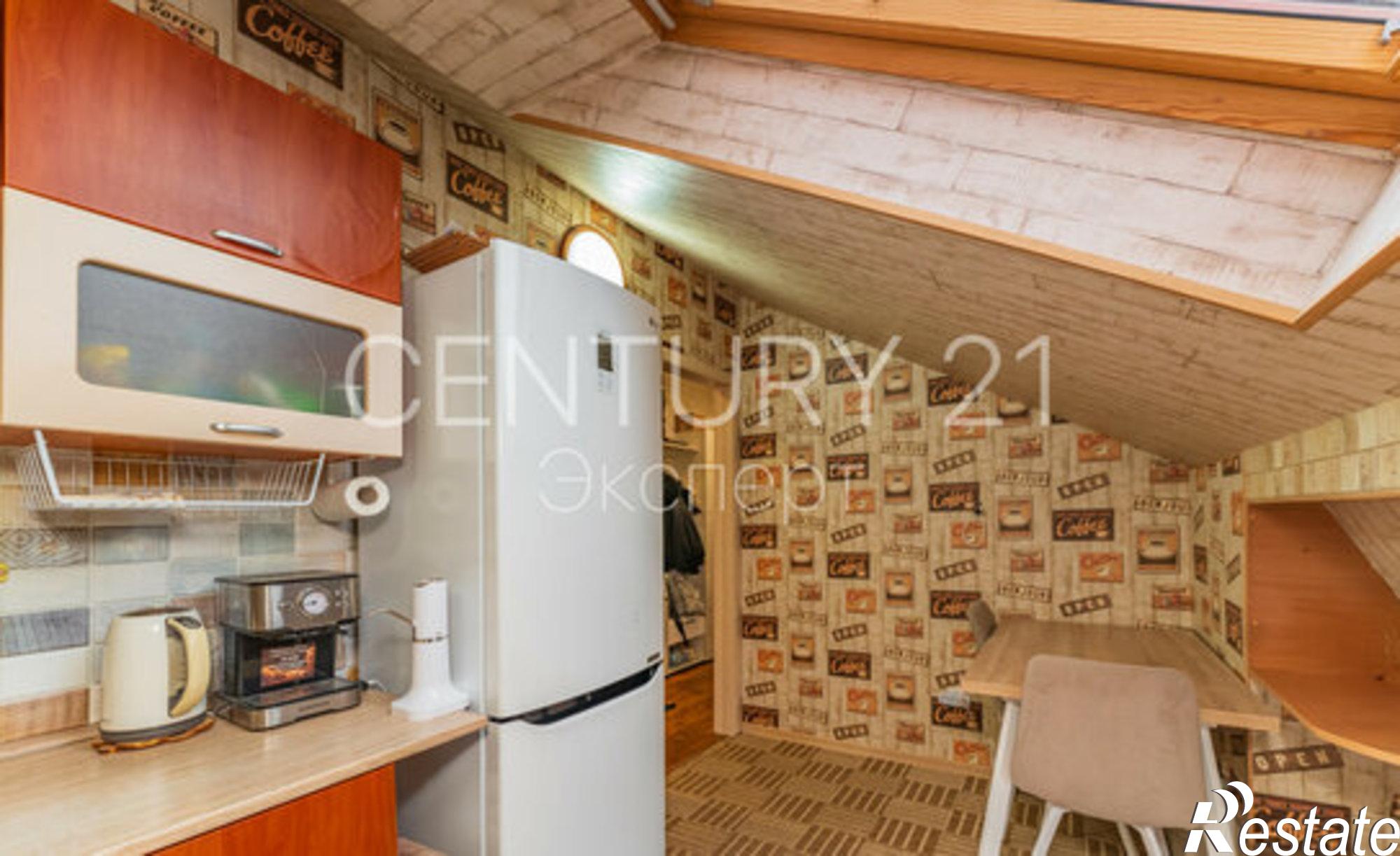 Купить квартиру за 5 400 000 рублей на Пражский бульвар, 5