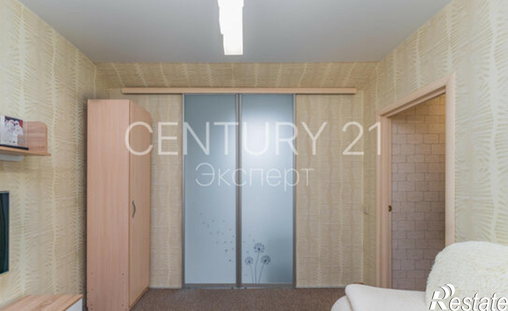 Купить квартиру за 5 400 000 рублей на Пражский бульвар, 5