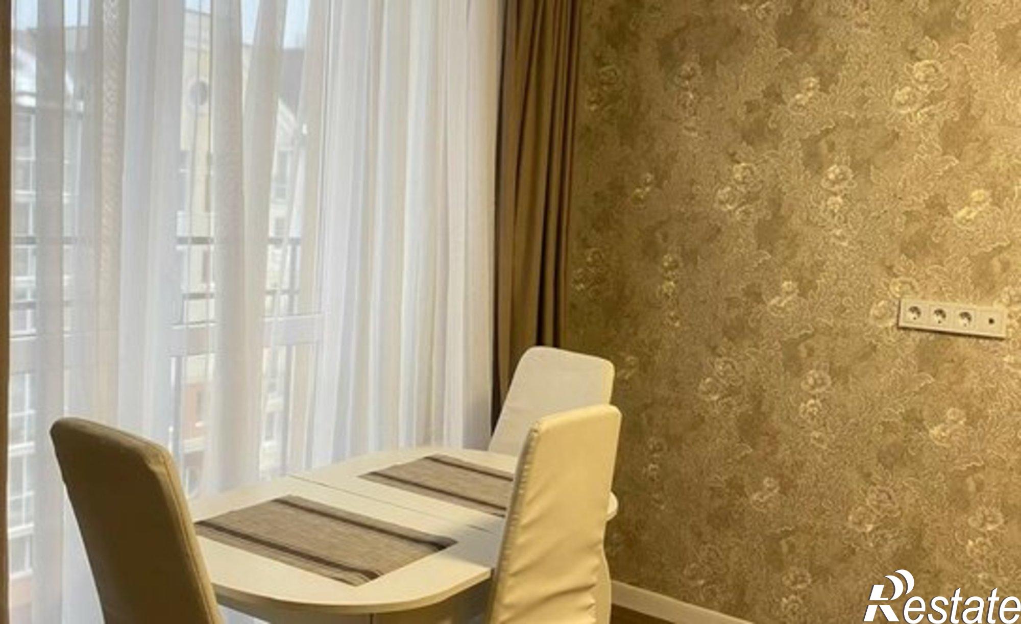 Купить квартиру за 5 000 000 рублей на Пражский б-р, 22Б