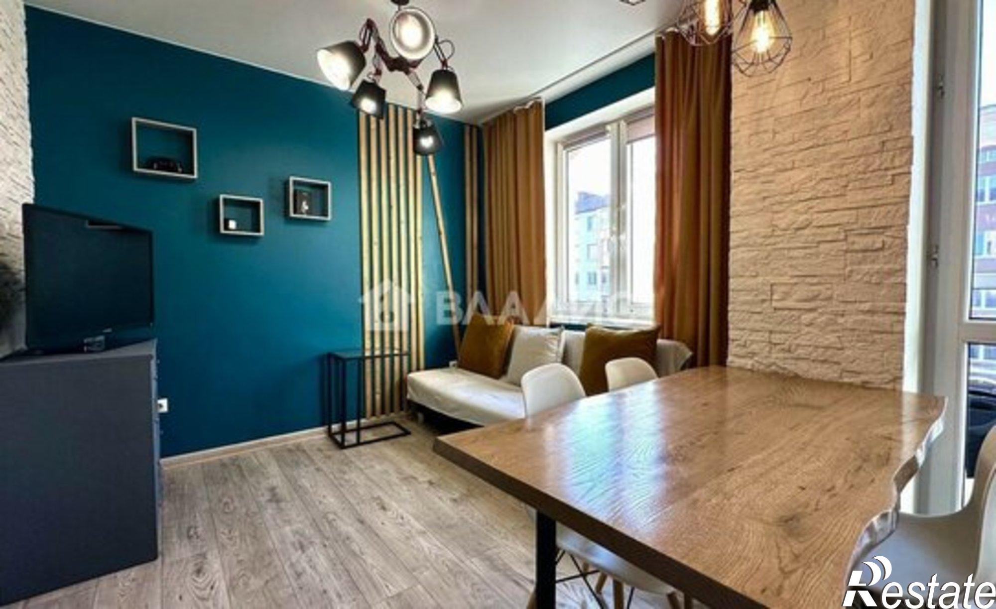 Купить квартиру за 5 990 000 рублей на Пражский б-р, 14