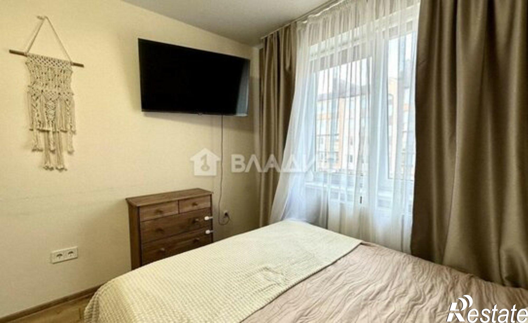 Купить квартиру за 5 990 000 рублей на Пражский б-р, 14