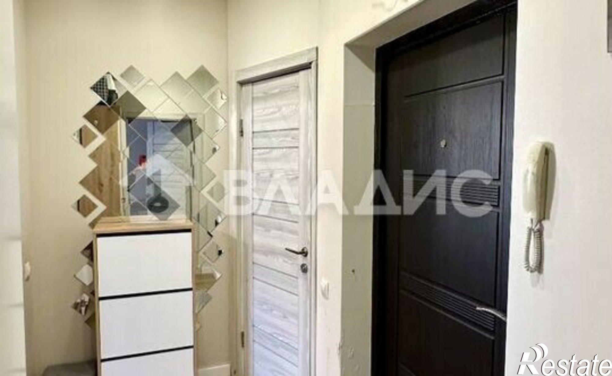 Купить квартиру за 5 990 000 рублей на Пражский б-р, 14