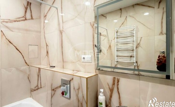 2-комн квартира улица Автомобилистов, 1,  д. 1