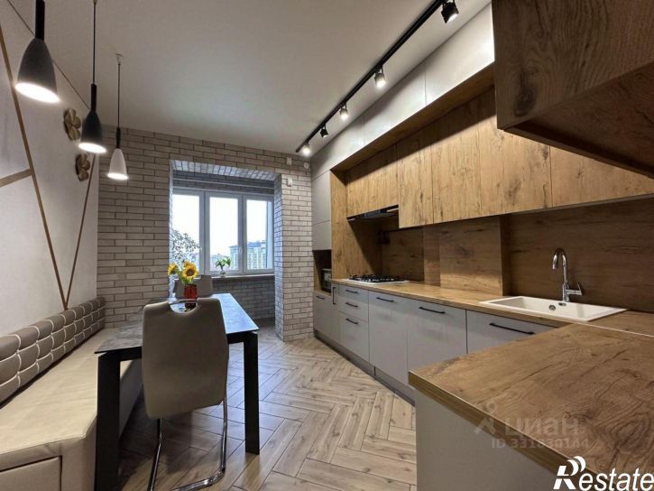 2-комн квартира ул Автомобилистов, 1,  д. 1