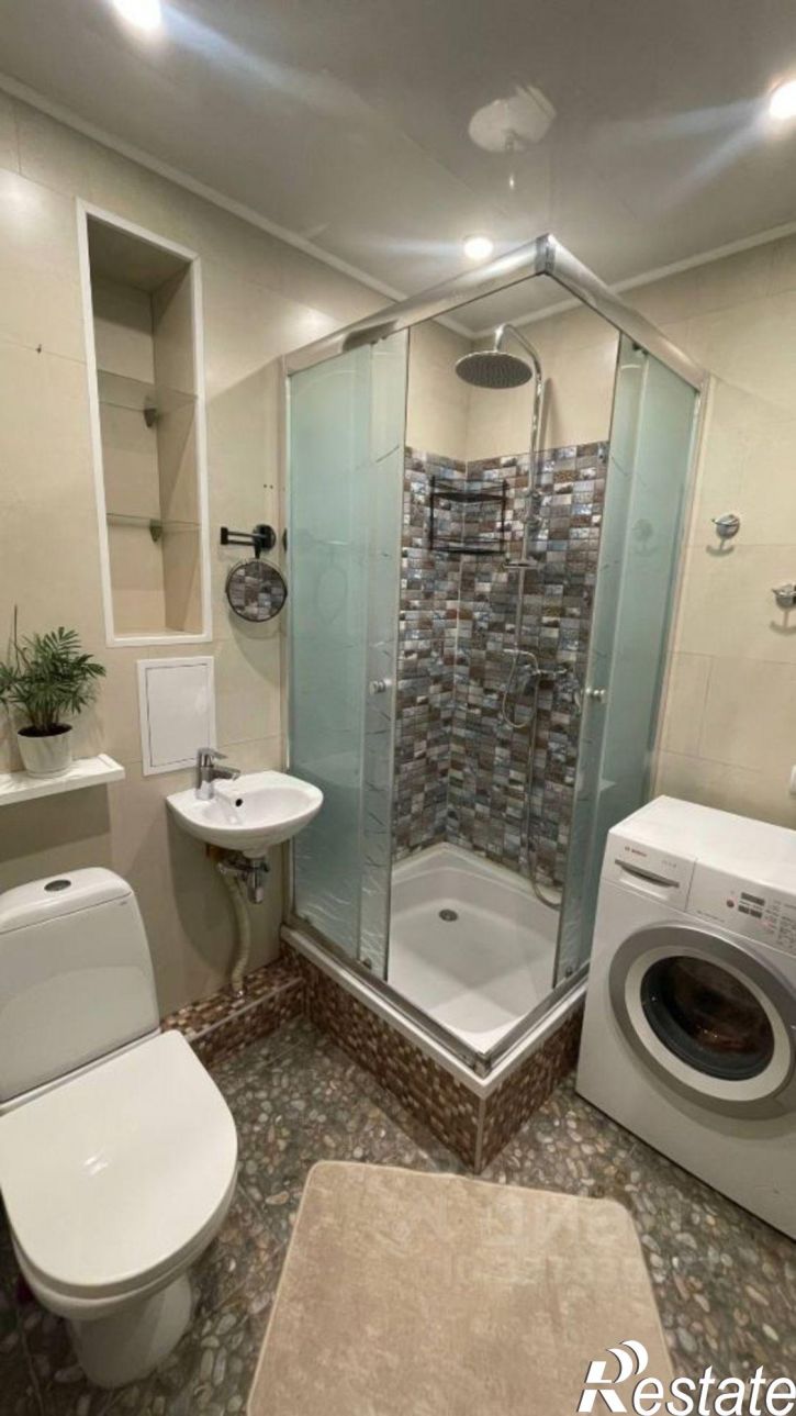 2-комн квартира Калининград, улица Алябьева, 3